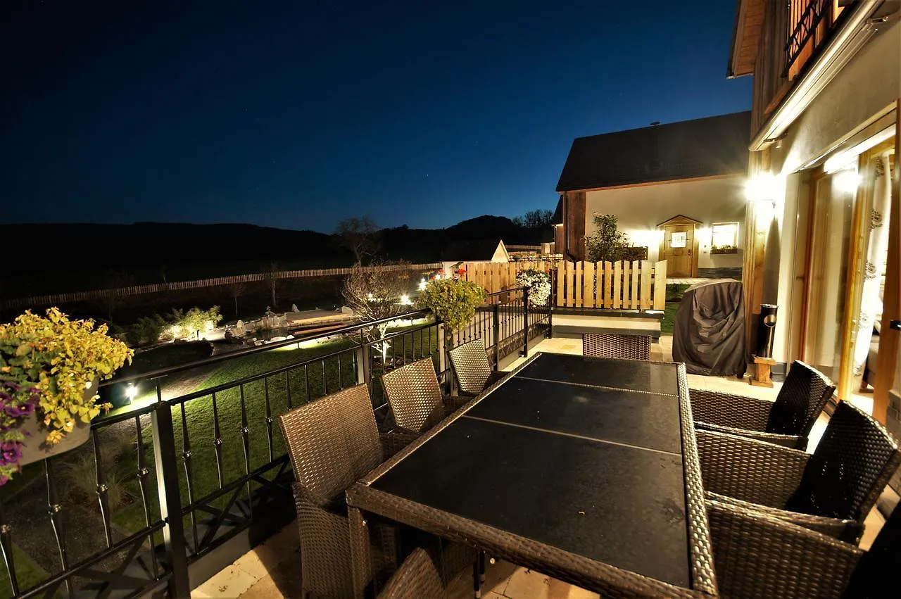 Ferienhaus Chalets Petry Spa & Relax Bettel