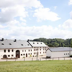 Landhaus Fermeaust, Bettel